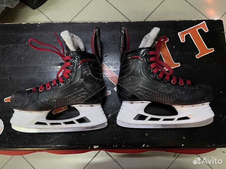 Коньки хоккейные Bauer X 700 3.5ee