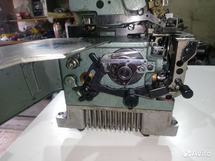 Оверлок Juki MO-816