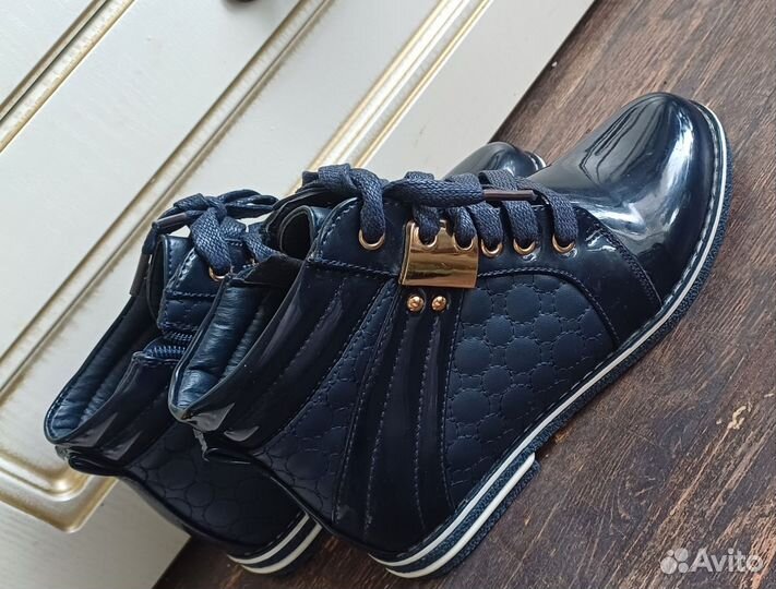 Ботинки демисезонные для девочки 31 32