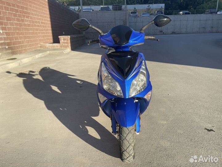 Vancover скутер 150