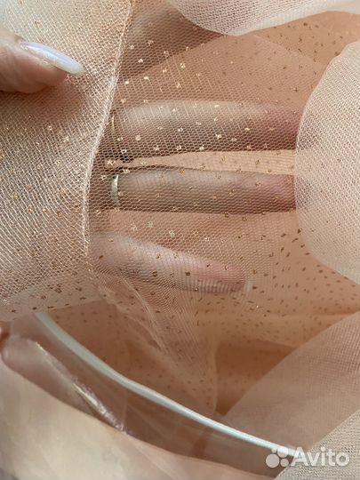 Платье для девочки персикового цвета