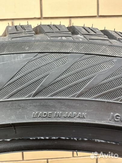 Yokohama IceGuard Stud IG65 295/40 R21 111T