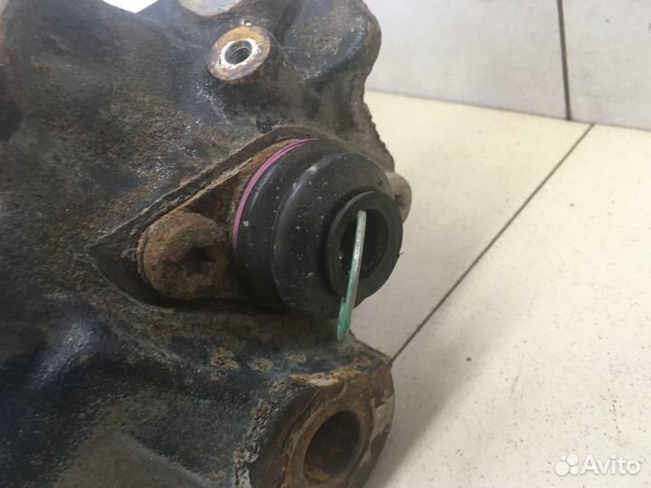 Кулак поворотный передний левый X1 E84 2009