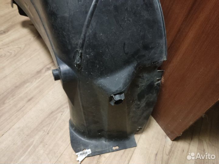 Подкрылок задний правый Трафик, Виваро, Примастар