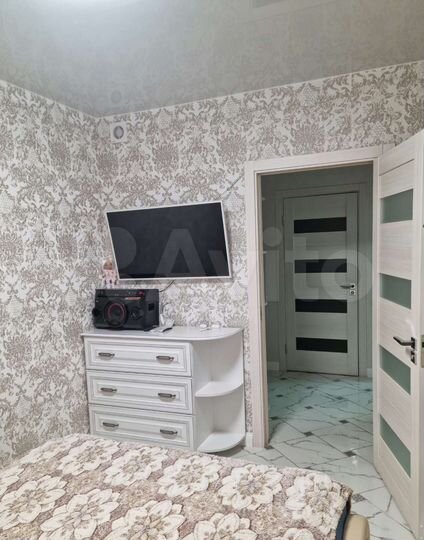 2-к. квартира, 50 м², 8/10 эт.