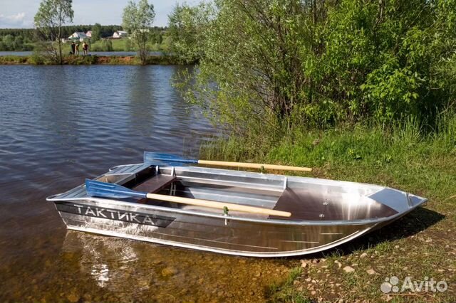 Моторно-гребная лодка Тактика-320