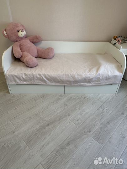 Кровать по индивидуальному проекту Ангстрем