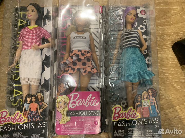 Кукла Барби игра с модой