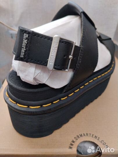 Женские сандалии 2 пары. Оригинал Dr Martens