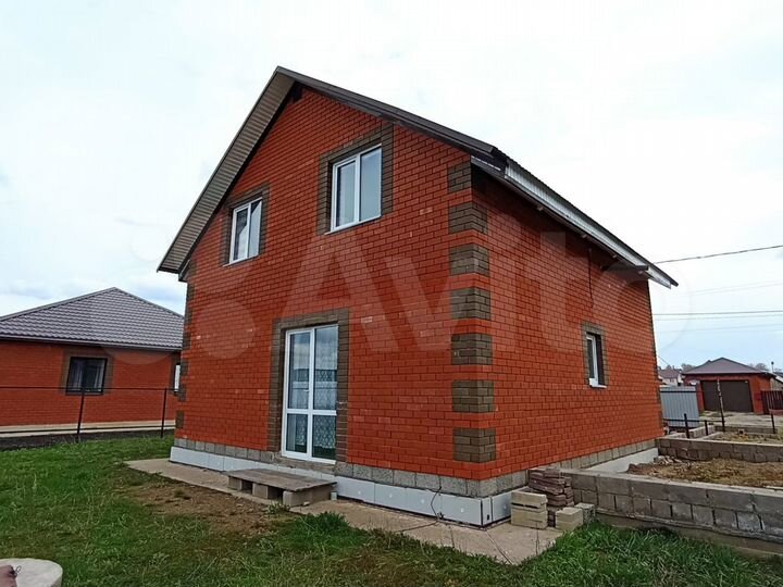 Дом 105 м² на участке 5 сот.