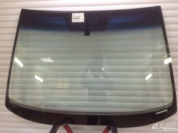 Стекло заднее на Фольксваген Гольф 4