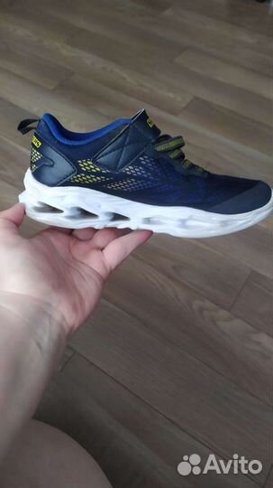 Детские кроссовки для мальчика