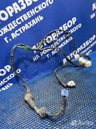 Проводка двери Toyota Sprinter седан 1994