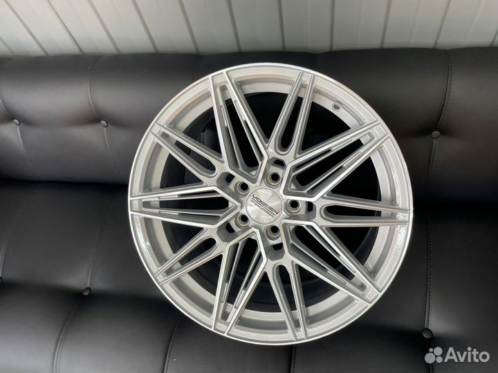 Диски Land Rover R18 литые новые