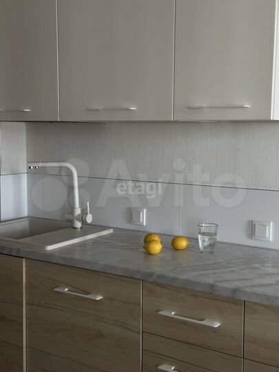 2-к. квартира, 55,3 м², 12/17 эт.