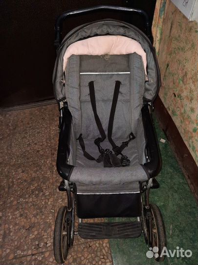 Коляска 2 в 1 Roan Rialto и меховой конверт womar