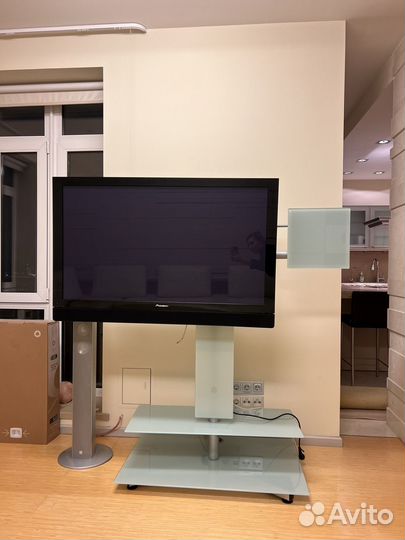 Кронштейн для телевизора