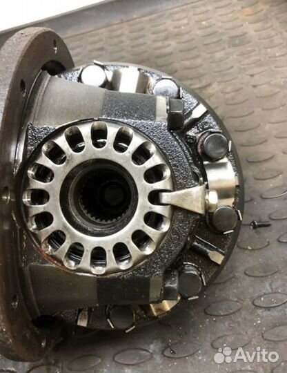 Задний редуктор Toyota Hilux