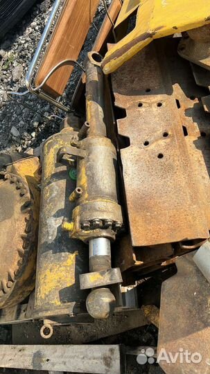 Натяжитель Комацу 65 14x-30-13510, 14x-30-13115