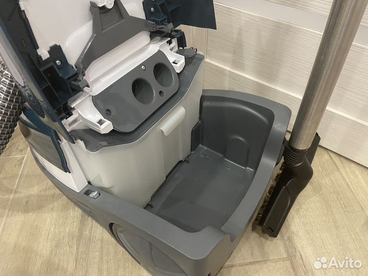 Пылесос bosch bwd41720