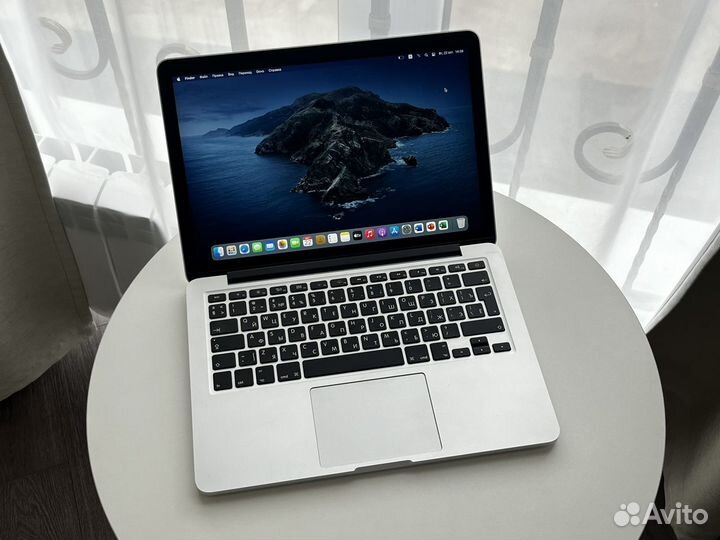 Топовый MacBook Pro 16/256Gb i5 M2 SSD