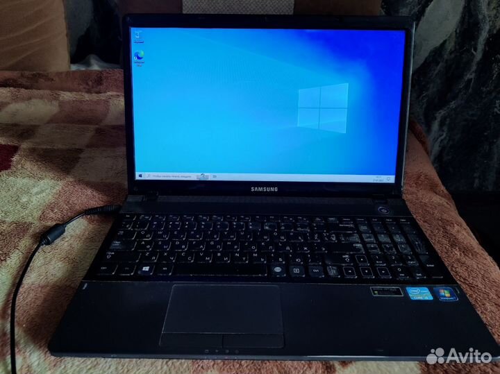 Ноутбук Samsung 300E5C (NP-300E5C-U03RU)