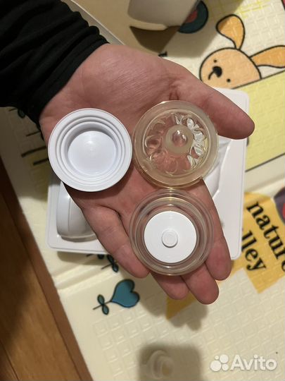 Молокоотсос ручной с бутылочкой Philips Natural