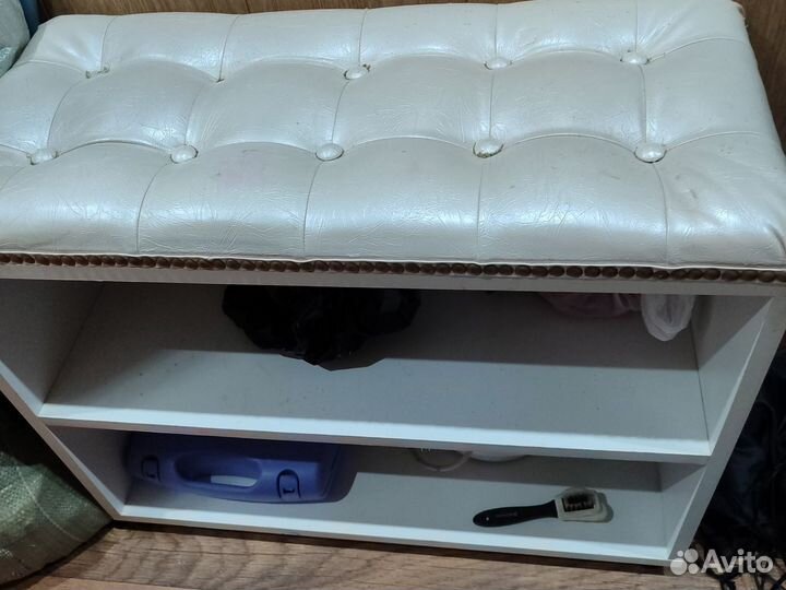 Банкетка в прихожую