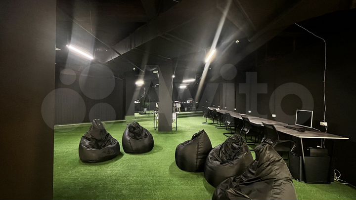 Свободного назначения, 300 м²