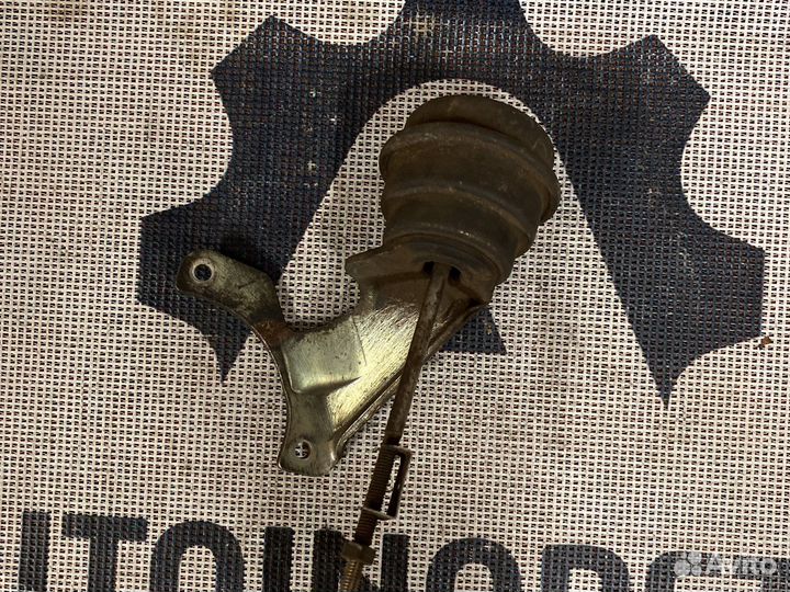 Актуатор турбины Volkswagen 074145701A