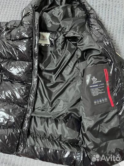 Пуховик moncler