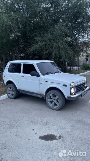 LADA 4x4 (Нива) 1.7 МТ, 2002, 155 000 км