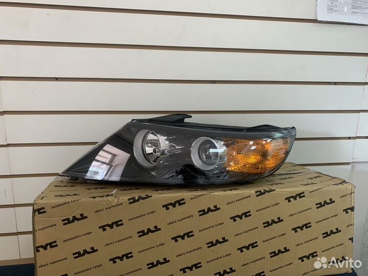 Фара левая Kia Sorento II 2009-2012