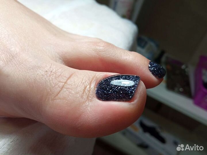 Маникюр, педикюр, подология