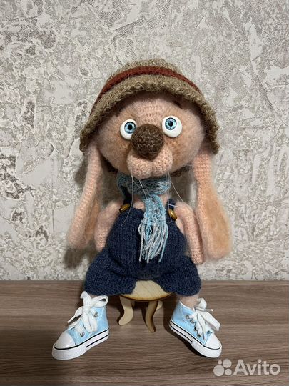 Игрушка пёс(собака,щенок)вязаная.Пес -рыболов