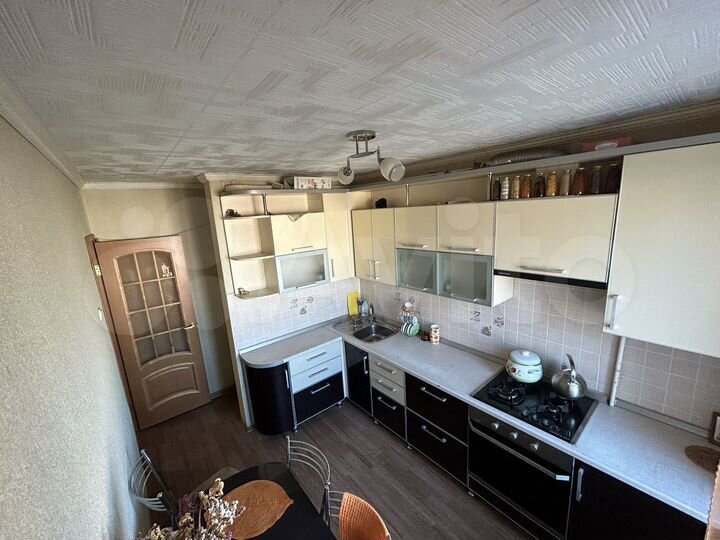 3-к. квартира, 74 м², 10/10 эт.