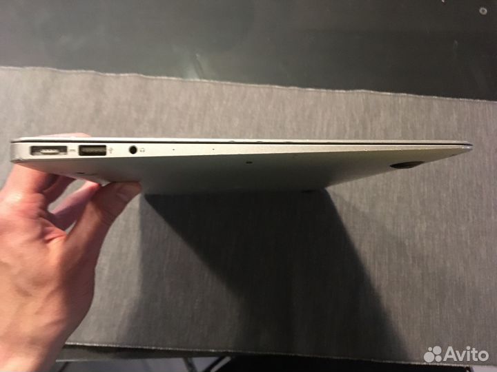 Ноутбук Apple MacBook Air 13