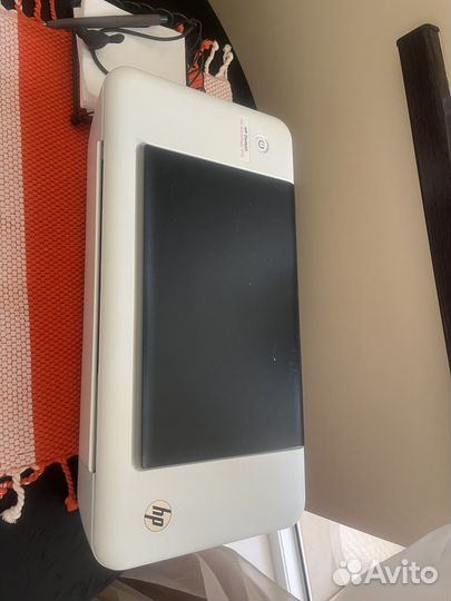 Принтер HP Deskjet ink Advantage 1015 цветной