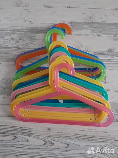 Вешалки плечики IKEA детские