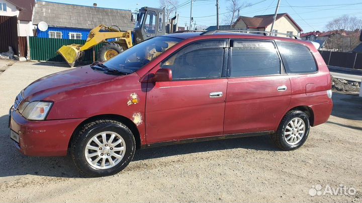 Toyota Gaia 2.2 AT, 1998, 180 000 км