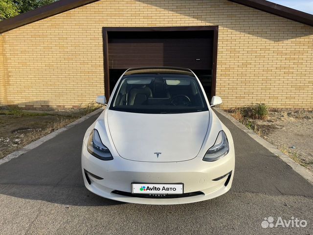 Tesla Model 3 AT, 2020, 86 000 км с пробегом, цена 3300000 руб.