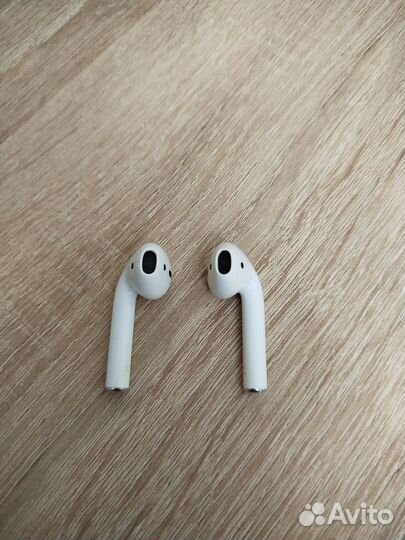 AirPods 2 (2-го поколения)