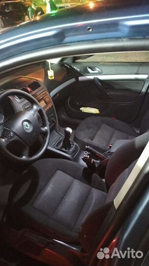 Skoda Octavia 1.6 МТ, 2008, 345 131 км