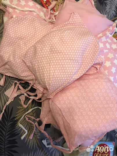 Бортики в кроватку