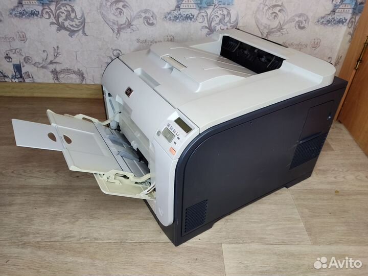 Принтер лазерный цветной HP LaserJet CP2025dn отс