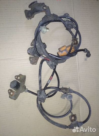 Датчики абс задние Хонда срв 1 и др детали