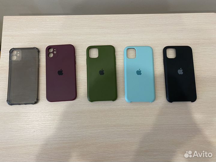 Чехлы на Айфон 11