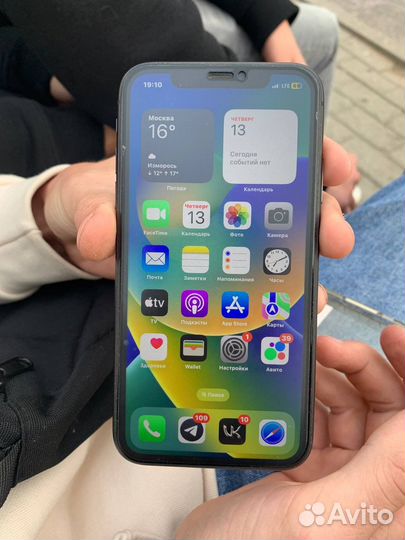 iPhone 11