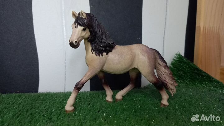 Модельки schleich