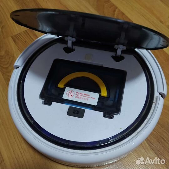 Робот пылесос